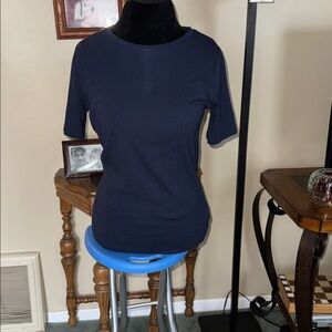 Soft, smooth, Gap Navy Tee, short sleeved